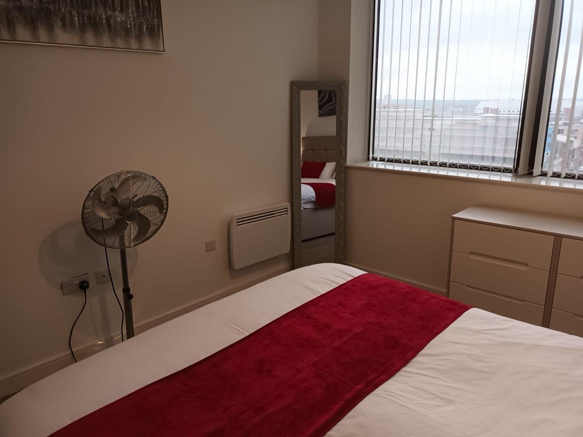 Central Birmingham Apartment - Broad Street Екстер'єр фото